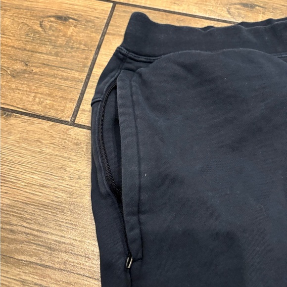 Lululemon Men’s Sweatshorts Size M 8 inch inseam - Picture 5 of 7